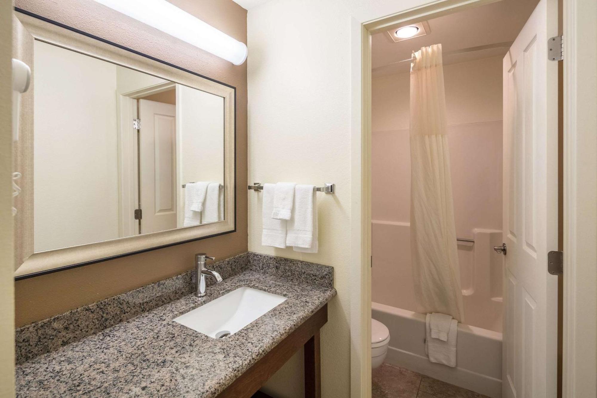 Quality Inn & Suites קור ד'אלן מראה חיצוני תמונה